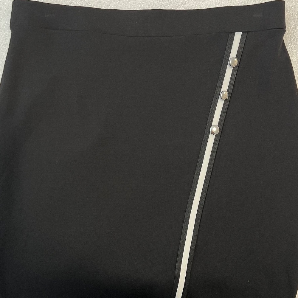 Melanie Lyne Ponte Pencil Skirt Stretch Black with Buttons Women's Size 12 - Picture 7 of 9